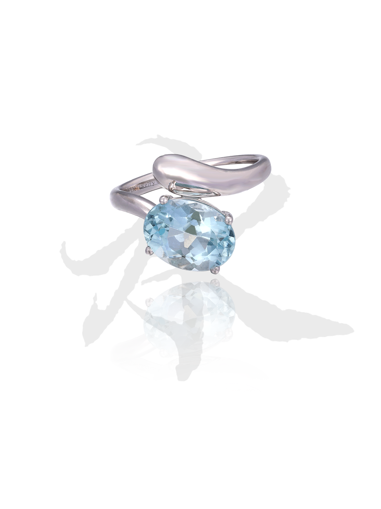 18K White Natural Aquamarine Ring